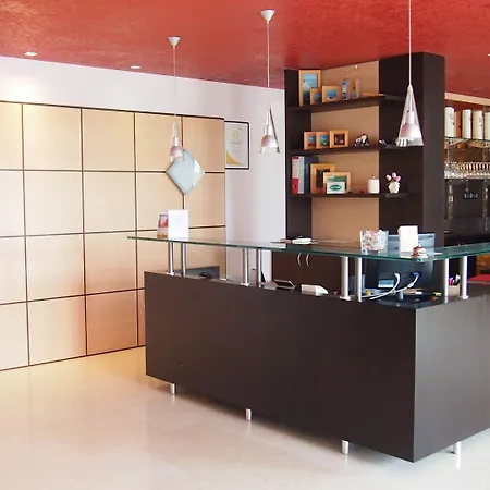 Corte Quadri Otel
