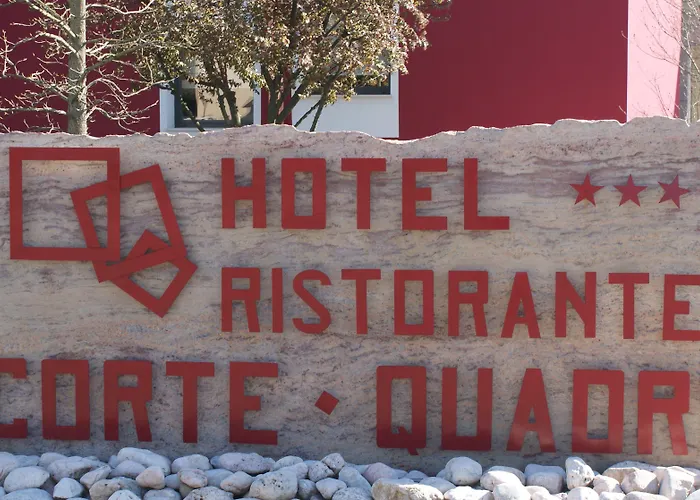 Hotel Corte Quadri 3*