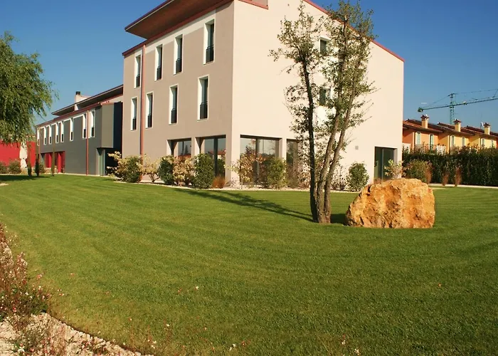 Corte Quadri 3* Lonigo